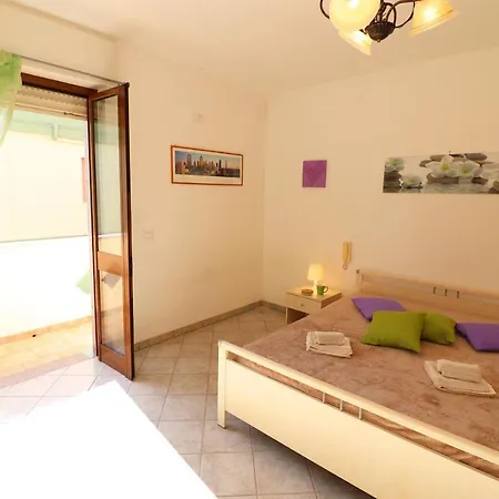 Casa Vacanze Desy A 4/5 شقة *